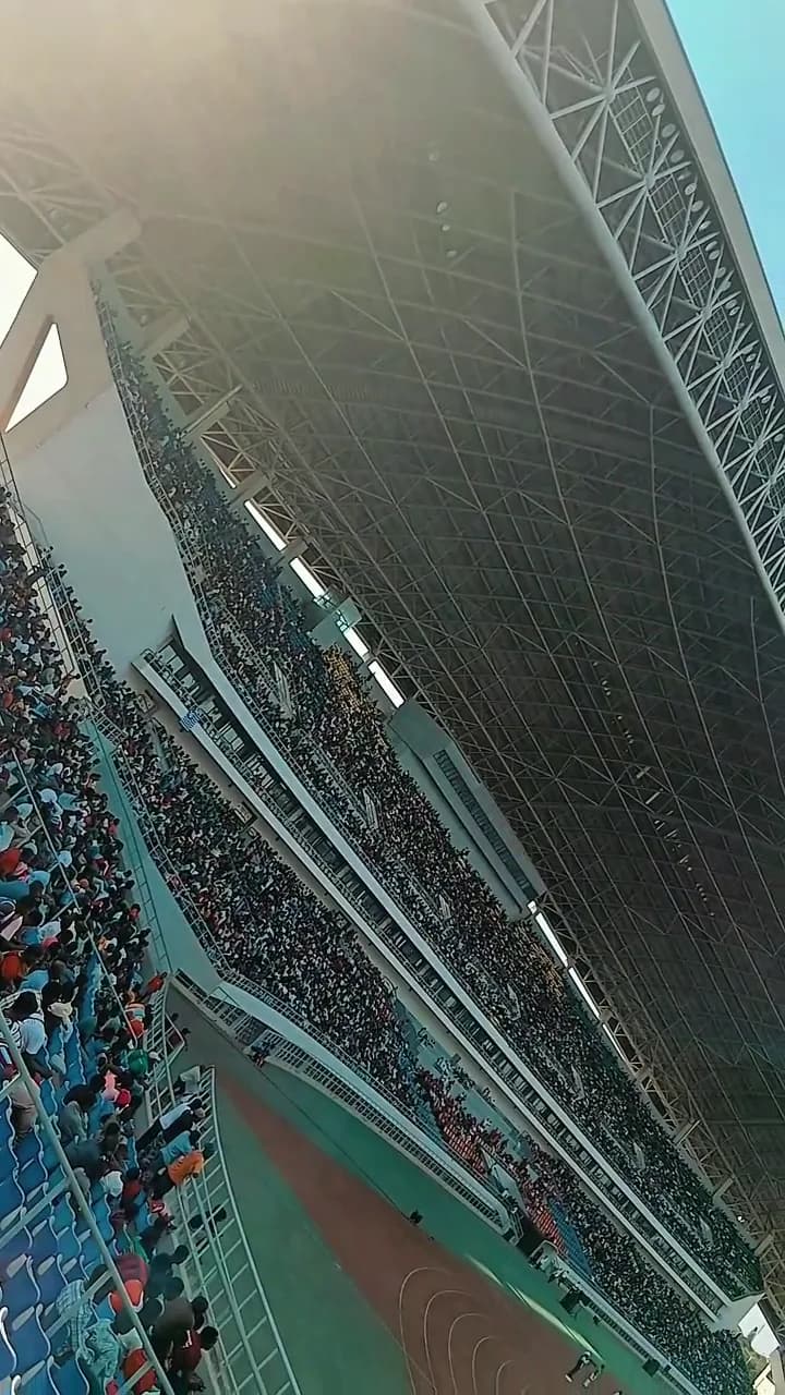 Packed stadium stands, World Star Betting